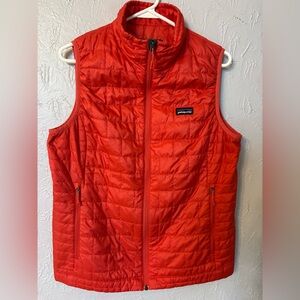 Patagonia Women’s Nano Puff Vest - L - Salmon Red